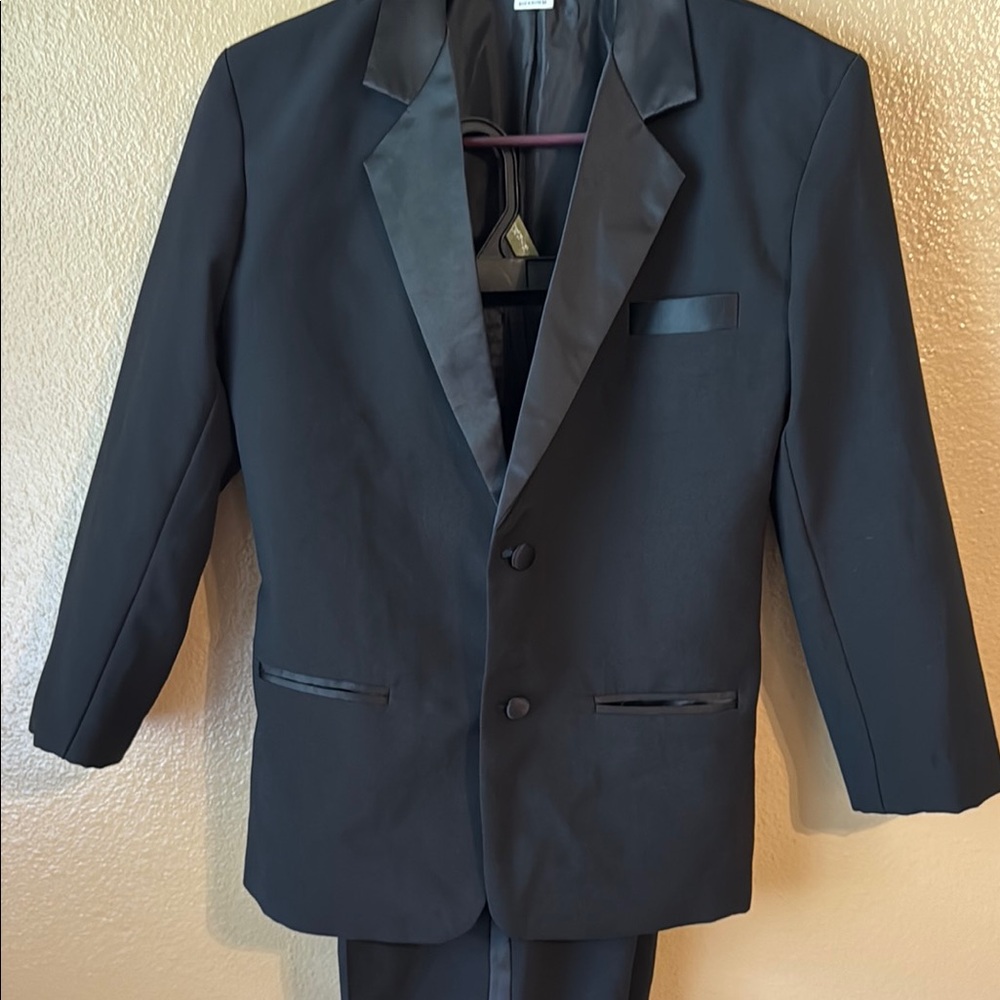 Elegant Black Kids Tuxedo Set